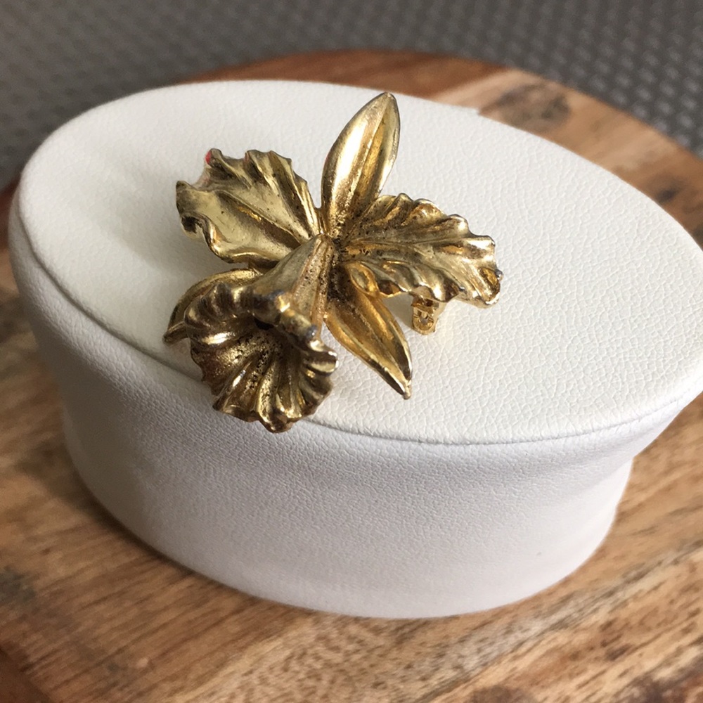 Vtg Orchid Brooch - image 3